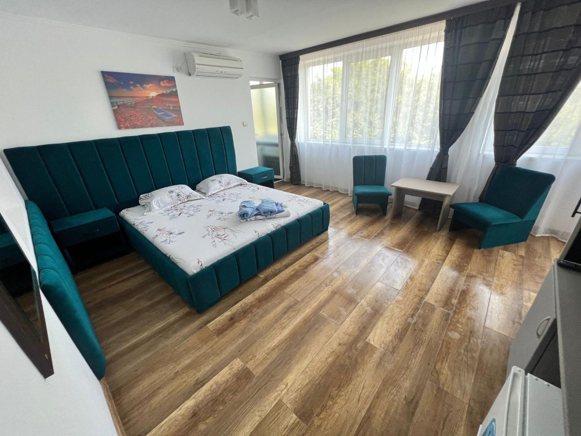 Hotel Cool Breeze - Mamaia Nord Năvodari Exterior foto